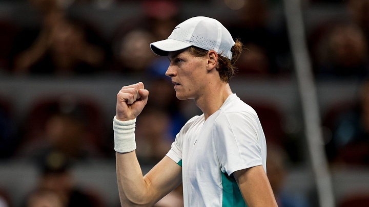 Синнер вышел в четвертьфинал "Мастерса" в Мадриде