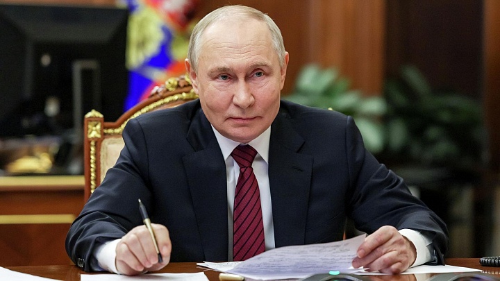 «Ведомости» рассказали о планах Путина провести встречу с депутатами Госдумы